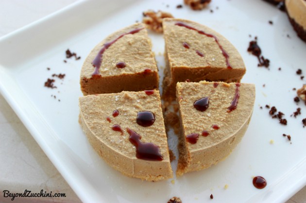 vegan-frozen-pumpkin-cheesecake