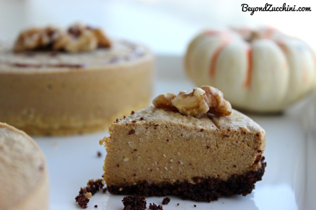 vegan-no-bake-pumpkin-cheesecake